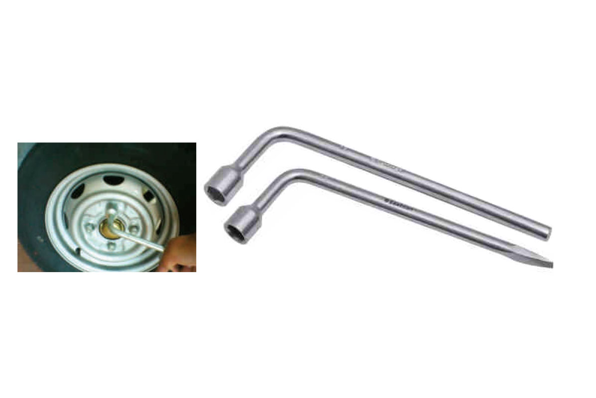 L-Type Spanners - With or Without Leaver